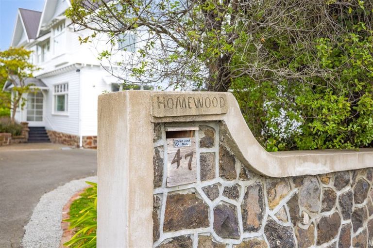 Photo of property in 47 Hackthorne Road, Cashmere, Christchurch, 8022