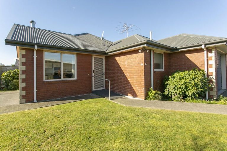 Photo of property in 1e Kermode Street, Ashburton, 7700