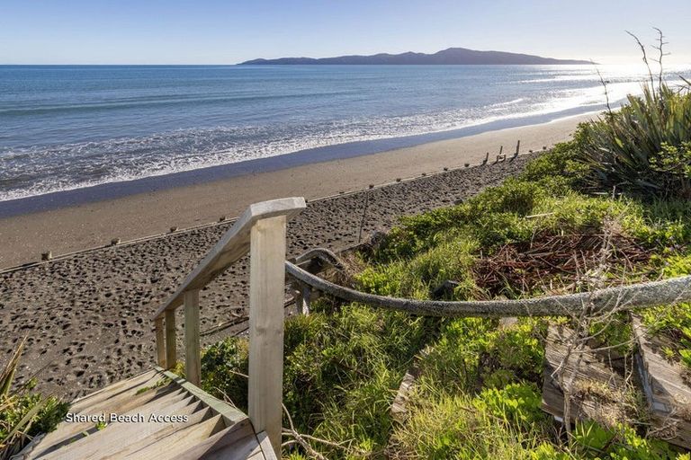 Photo of property in 221 Rosetta Road, Raumati South, Paraparaumu, 5032