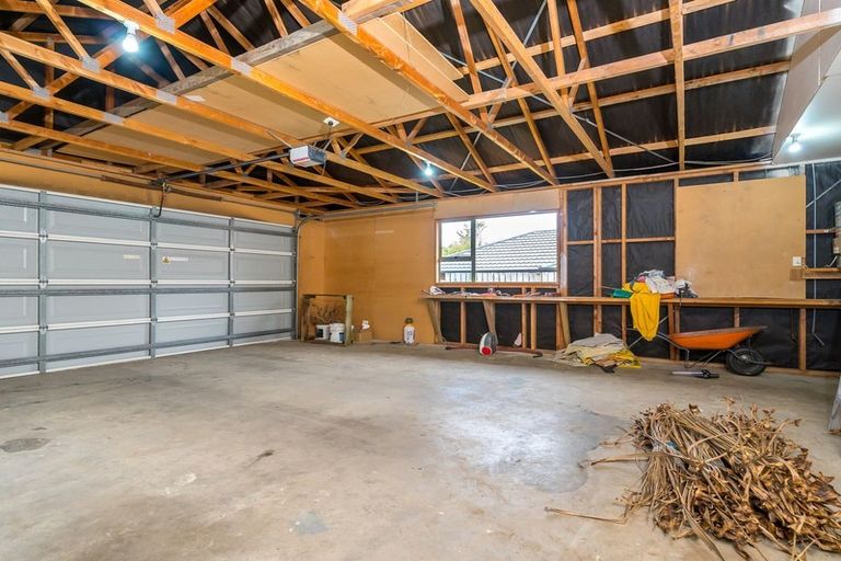 Photo of property in 7 Freeman Close, Abbotsford, Dunedin, 9018