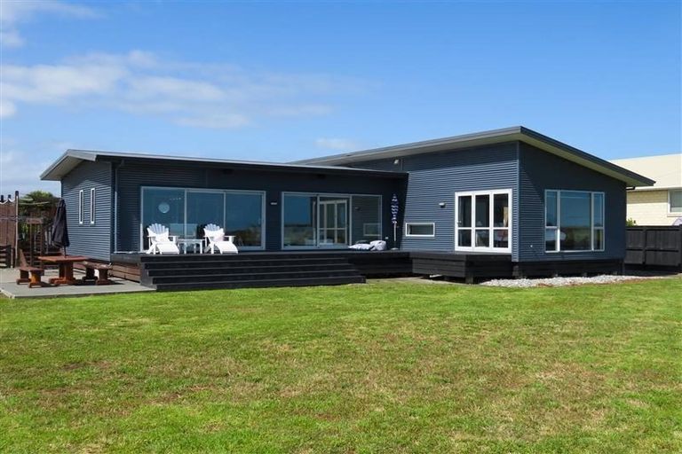Photo of property in 28 Elley Drive, Carters Beach, Westport, 7825