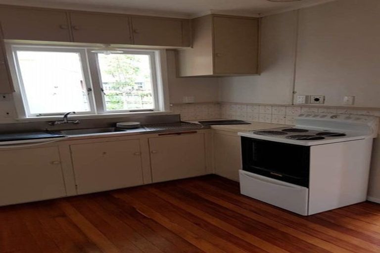 Photo of property in 17 Collie Road, Pukekohe, 2120