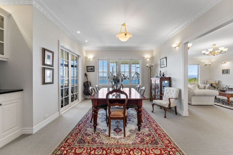 Photo of property in 423 Gillespie Place, Acacia Bay, Taupo, 3385