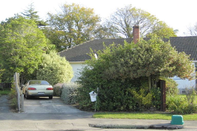 Photo of property in 12a Karo Place, Ilam, Christchurch, 8041