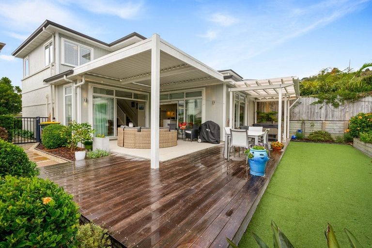 Photo of property in 61 Panorama Heights, Orewa, 0931