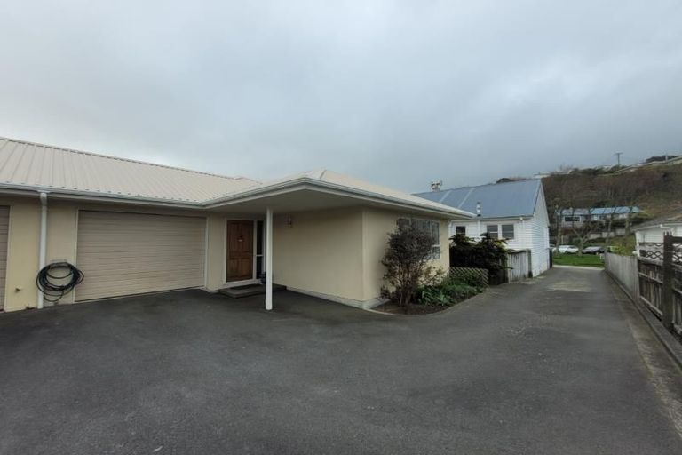 Photo of property in 2/85 Broderick Road, Johnsonville, Wellington, 6037