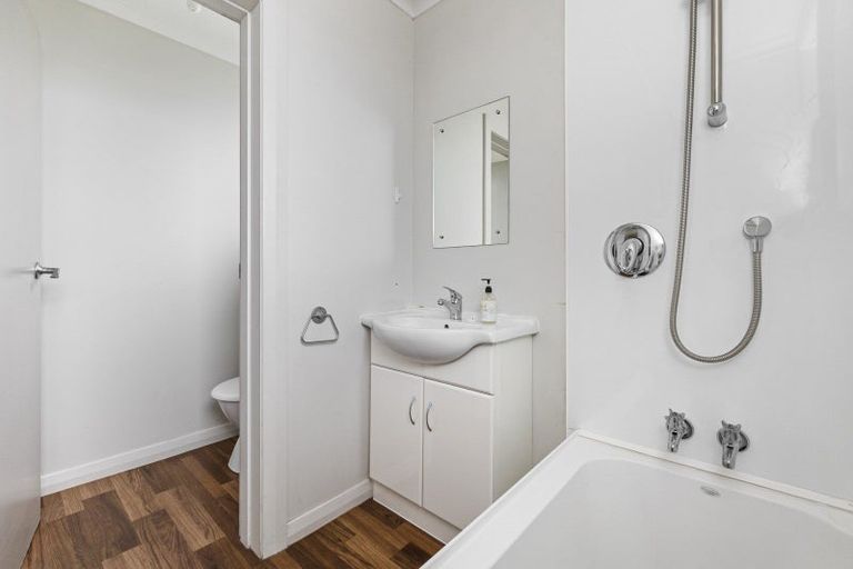 Photo of property in 25 Islington Street, North East Valley, Dunedin, 9010