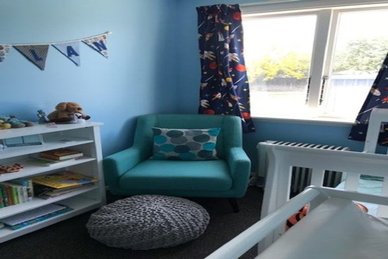 Photo of property in 1/45 Dickson Crescent, Hornby, Christchurch, 8042