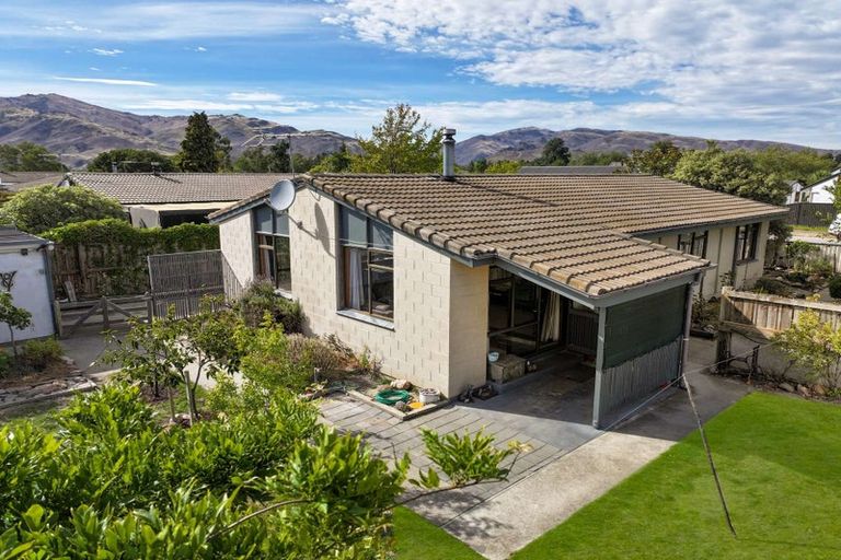 Photo of property in 118 Waenga Drive, Cromwell, 9310