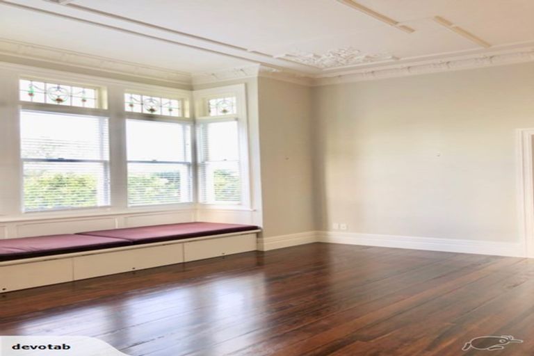 Photo of property in 9 Tudor Street, Devonport, Auckland, 0624