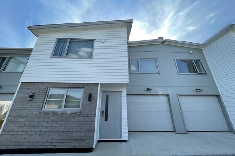 Photo of property in 74c Thompson Terrace, Manurewa, Auckland, 2102