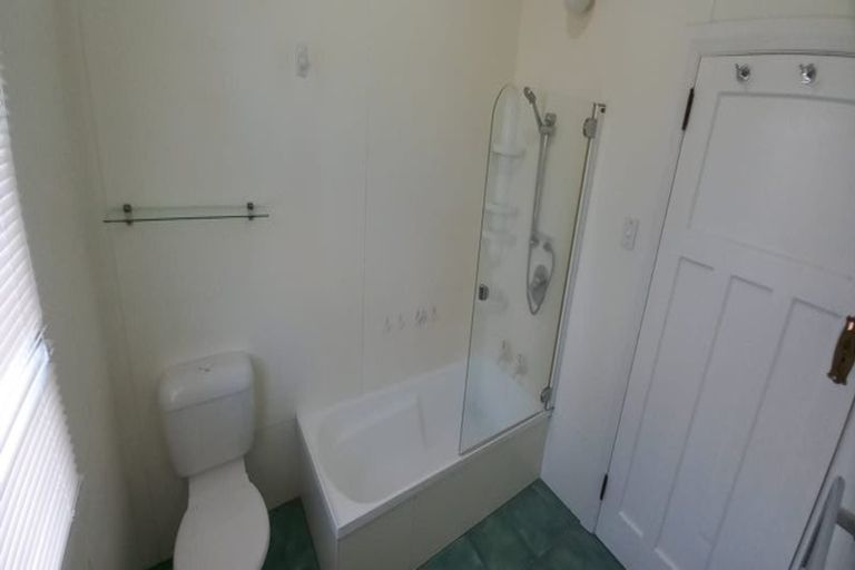 Photo of property in 974 High Street, Avalon, Lower Hutt, 5011