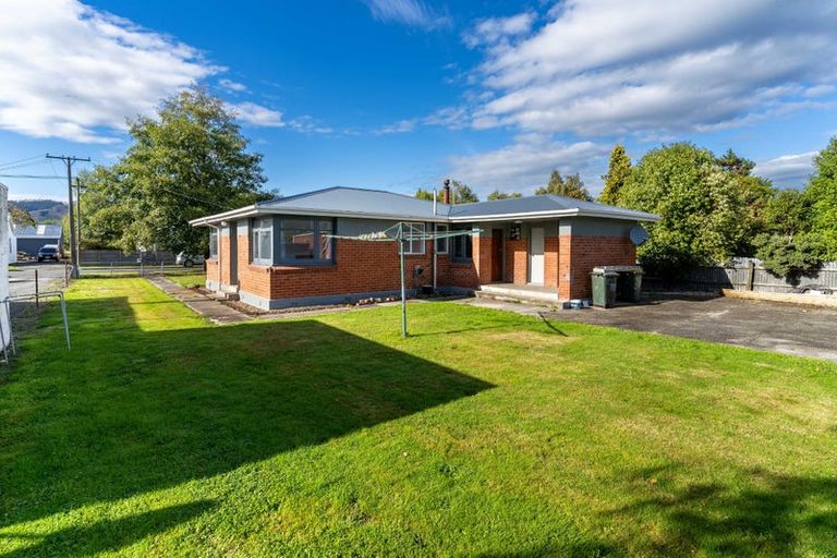 Photo of property in 22 Burns Street, Milton, 9220