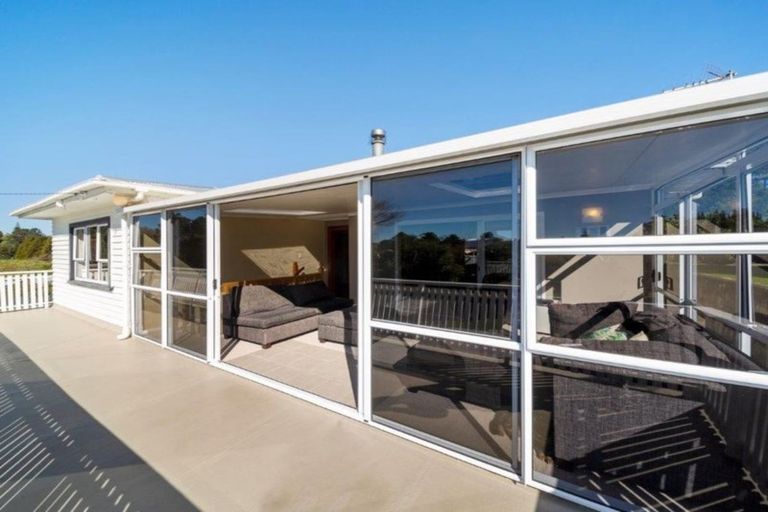 Photo of property in 7 Lambton Terrace, Welbourn, New Plymouth, 4312