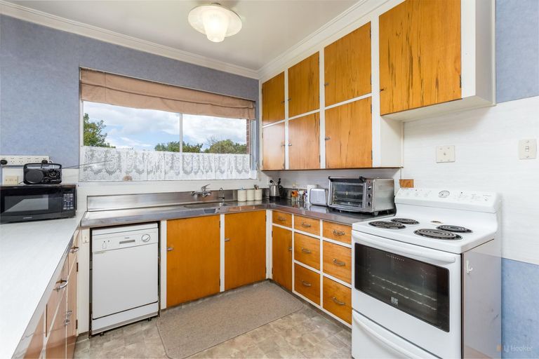 Photo of property in 2 Betten Street, Waimate, 7924