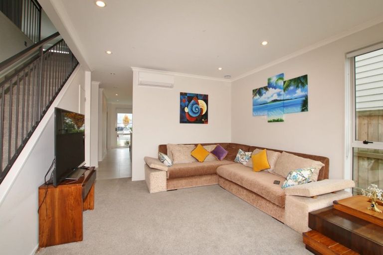 Photo of property in 39 Costa Viva Crescent, Karaka, Papakura, 2113