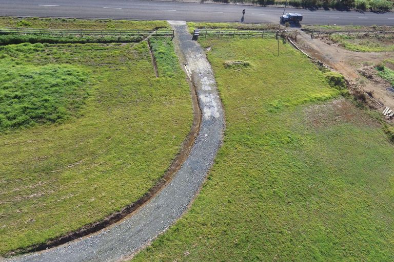 Photo of property in 12 Pekama Drive, Cable Bay, 0420