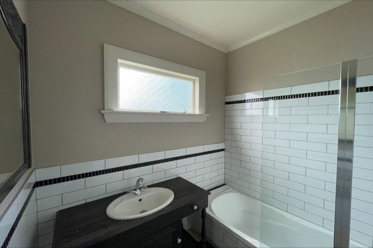 Photo of property in 10 Preston Street, West End, Timaru, 7910