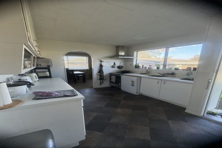 Photo of property in 68 Reelick Avenue, Pakuranga Heights, Auckland, 2010