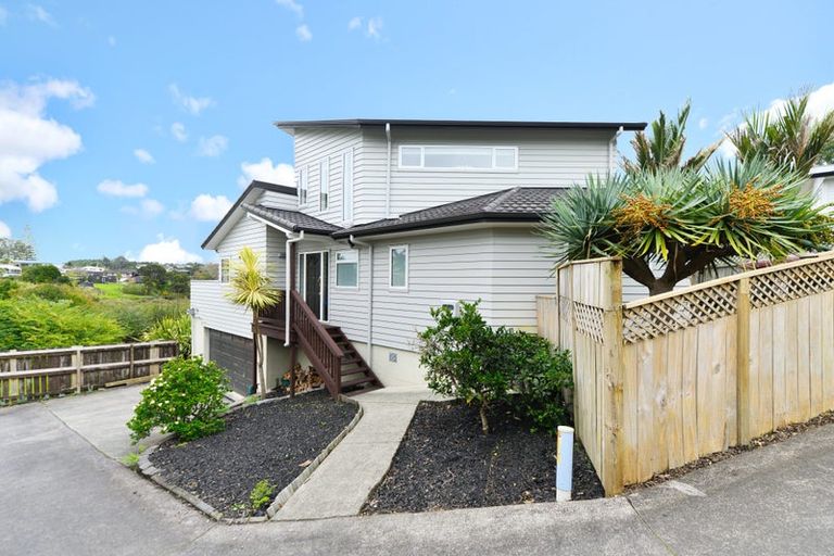 Photo of property in 13b Wharf Road, Te Atatu Peninsula, Auckland, 0610