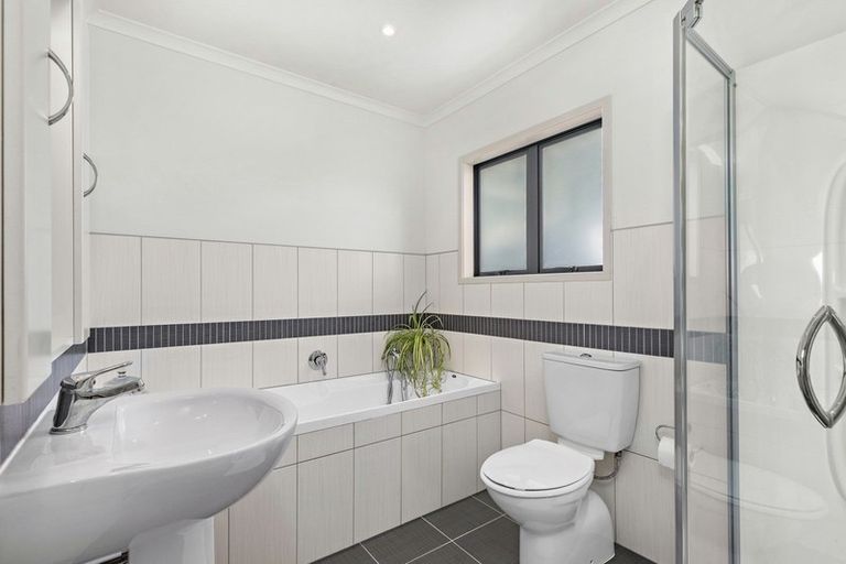 Photo of property in 21 Kanuka Road, Sandspit, Warkworth, 0982