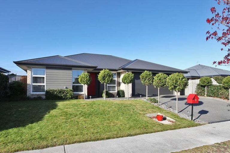 Photo of property in 8 Horomaka Street, Pegasus, 7612