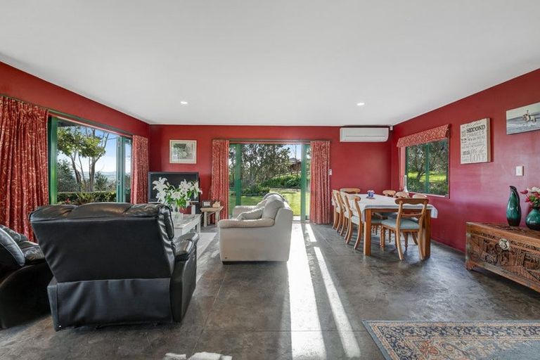 Photo of property in 88 Pipitiwai Drive, Helensville, Kaukapakapa, 0871