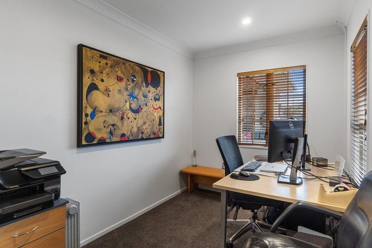 Photo of property in 11 Highgrove Drive, Grandview Heights, Hamilton, 3200