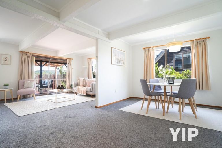 Photo of property in 23 Chorley Grove, Churton Park, Wellington, 6037