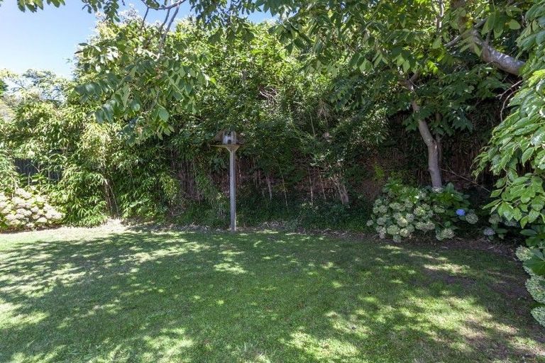 Photo of property in 81 Glen Road, Raumati South, Paraparaumu, 5032
