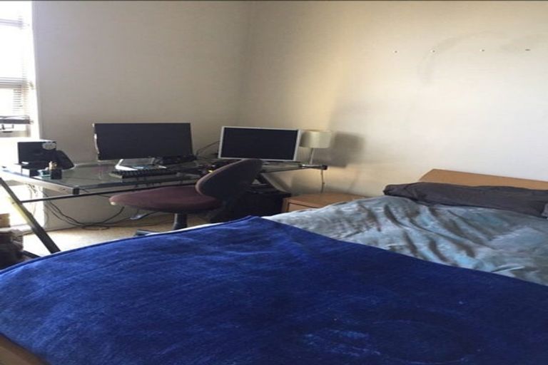 Photo of property in 1/440 Barbadoes Street, Edgeware, Christchurch, 8013