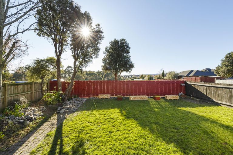 Photo of property in 46 Summerhill Drive, Fitzherbert, Palmerston North, 4410