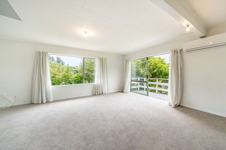 Photo of property in 71b Holland Street, Wainuiomata, Lower Hutt, 5014