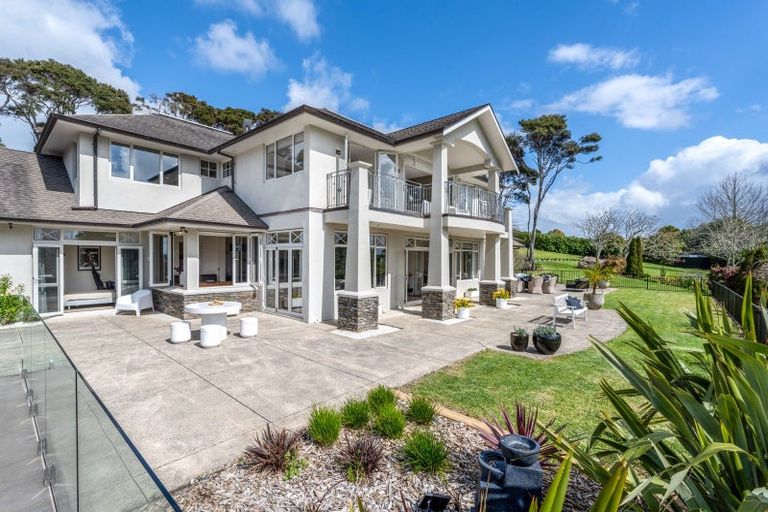 Photo of property in 1 Pearson Road, Whitford, Howick, 2571