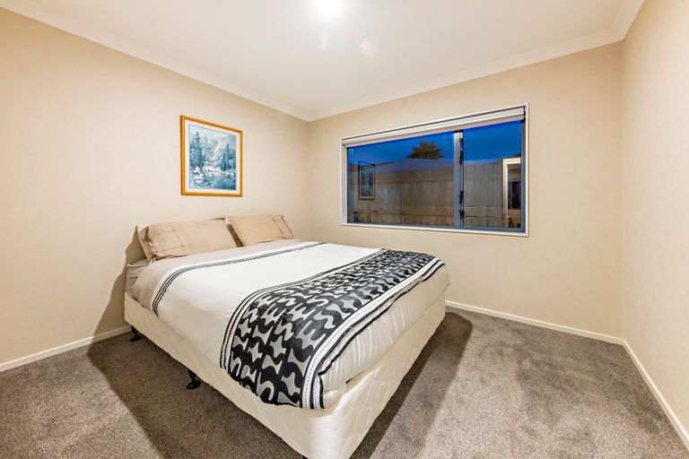 Photo of property in 13 Dunaff Place, Flat Bush, Auckland, 2019