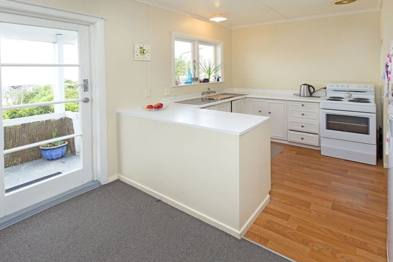 Photo of property in 1049 Whangaparaoa Road, Tindalls Beach, Whangaparaoa, 0930