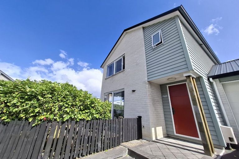 Photo of property in 27c Westgate Drive, Westgate, Auckland, 0614