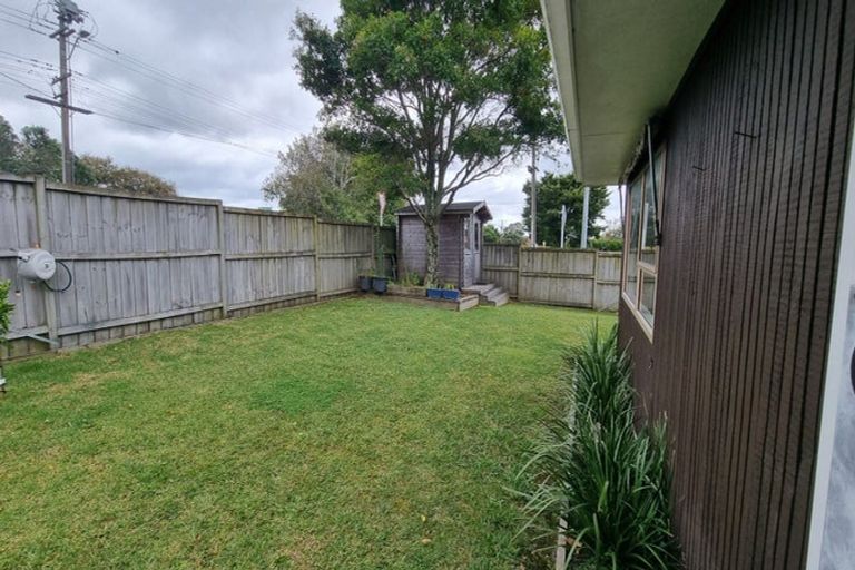 Photo of property in 1/1 Bishopgate Street, Birkdale, Auckland, 0626