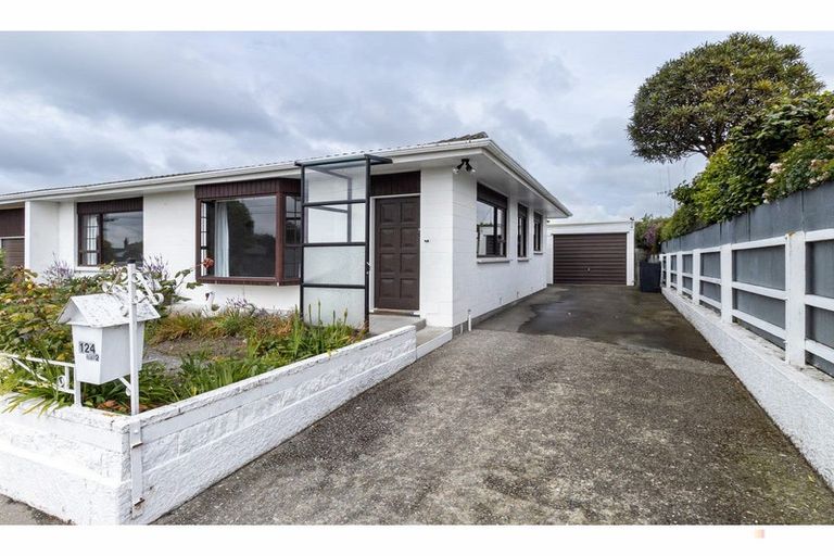 Photo of property in 2/124 Gleniti Road, Gleniti, Timaru, 7910