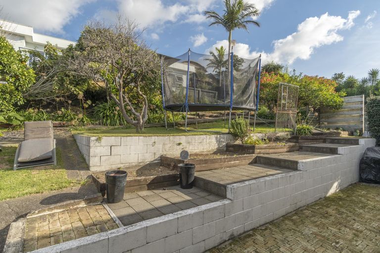 Photo of property in 23 Seaview Road, Otumoetai, Tauranga, 3110