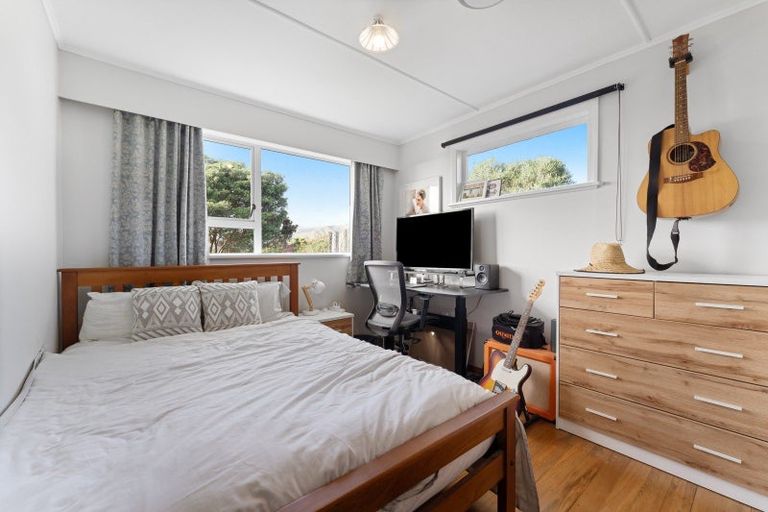 Photo of property in 9 Miriona Grove, Paekakariki, 5034