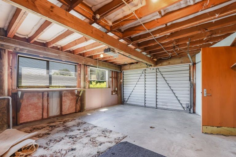 Photo of property in 11 Coster Street, Enner Glynn, Nelson, 7011