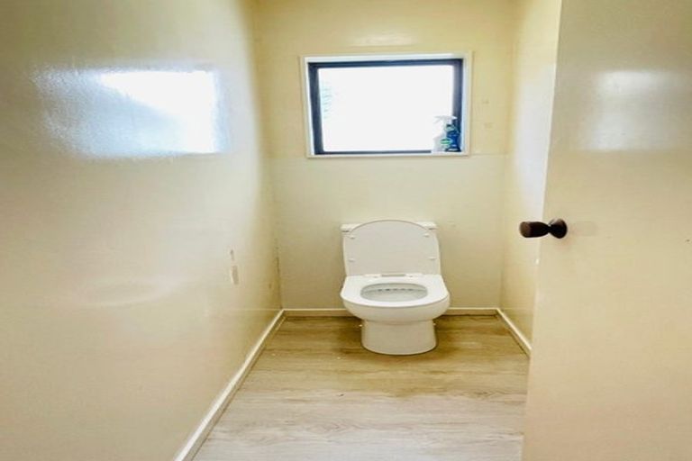 Photo of property in 1/2 Jutland Road, Manurewa, Auckland, 2102