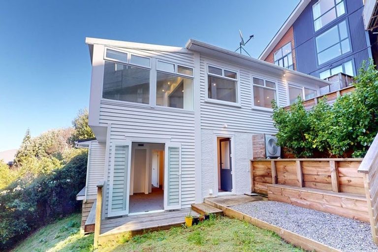 Photo of property in 96 Homebush Road, Khandallah, Wellington, 6035