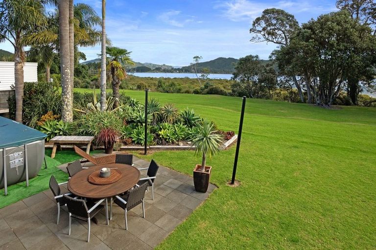 Photo of property in 65 Tangiteroria Lane, Pauanui, Hikuai, 3579