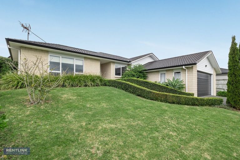 Photo of property in 15a Caldera Close, Pyes Pa, Tauranga, 3112