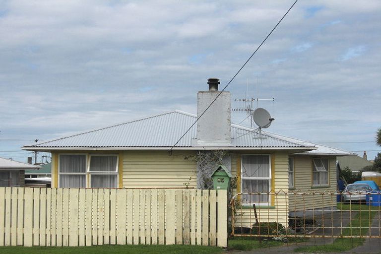 Photo of property in 38 Ruapehu Street, Castlecliff, Whanganui, 4501