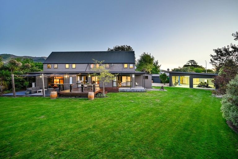 Photo of property in 10 Arbor-lea Avenue, Richmond, 7020