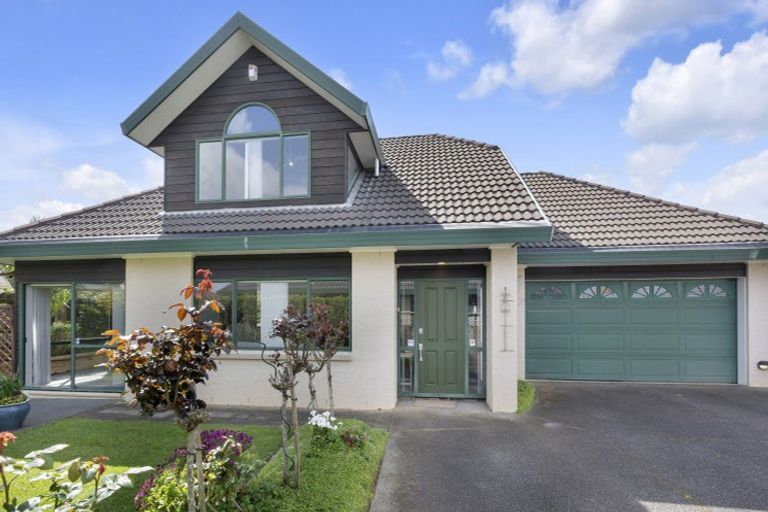 Photo of property in 2/14 Travers Place, Northpark, Auckland, 2013