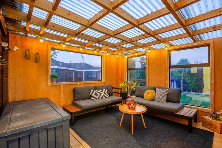 Photo of property in 3 Eclipse Lane, Whitby, Porirua, 5024